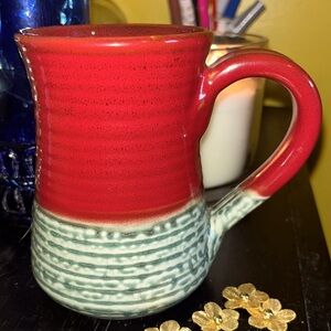 Park Designs Aspen Collection red/maroon, green and nude colors mug